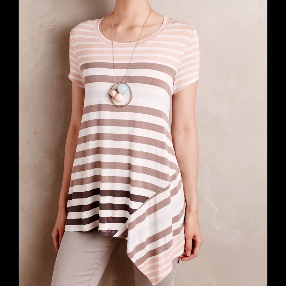 Anthropologie - Little yellow Button Large top