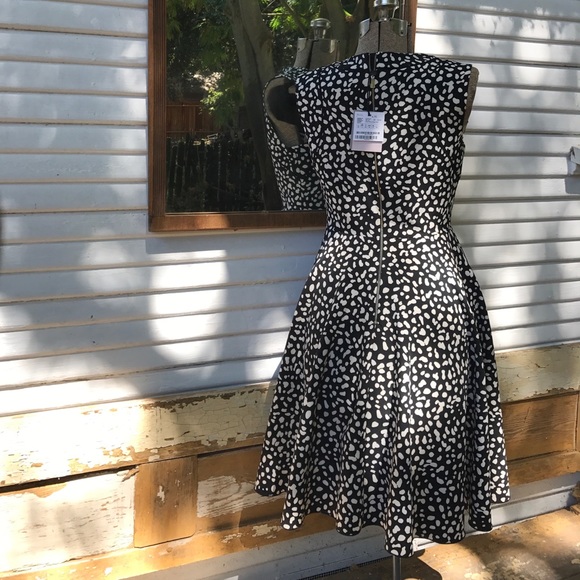 Marella Italian Rounded Collar Gondola Dress - Picture 5 of 5