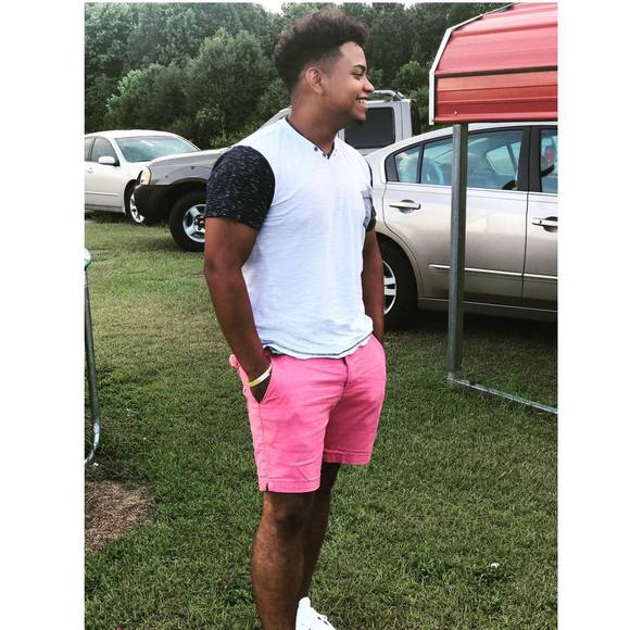 Meet your Posher, Kenneth - Picture 1 of 1