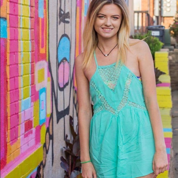 Mint romper - Picture 2 of 2