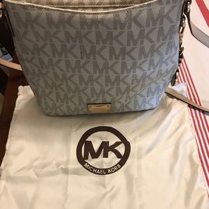 EEUC Michael Kors cross body travel purse