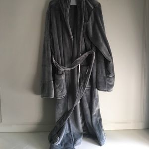 Pottery Barn plushy robe