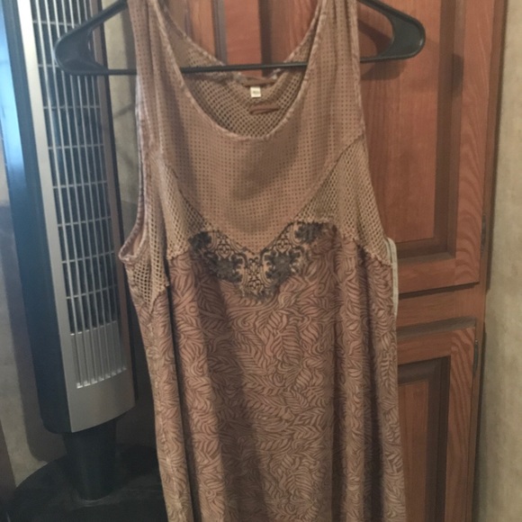 BKE Tops - cute gimmicks tank top