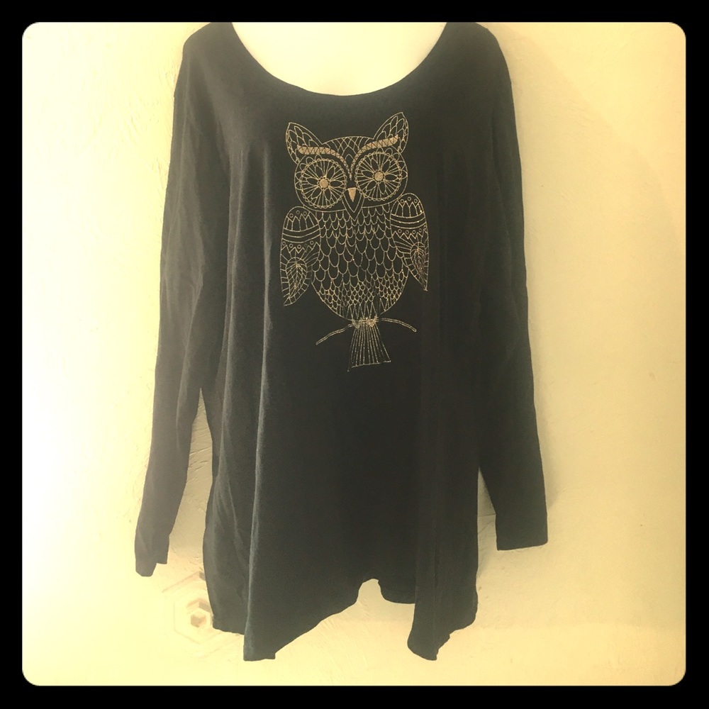 Black long sleeve Tee size 30w