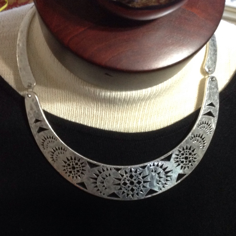 Sliver necklace 🌺🌹 SOLD