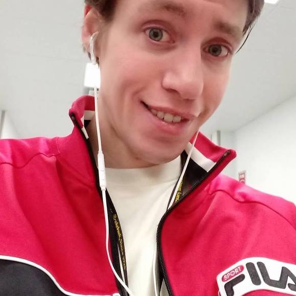 Meet your Posher, Aaron - Picture 1 of 1