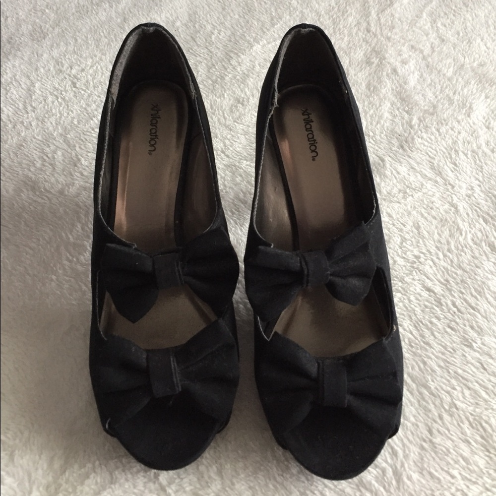 Xhilaration Black Bow High Heels Size 9