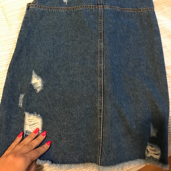 New🍁Distressed denim overall dress - Picture 8 of 8