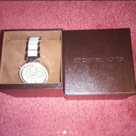 Michael Kors Chrono SS Light Blue Acetate Parker MK Watch (Consignment Batch) - Picture 6 of 7