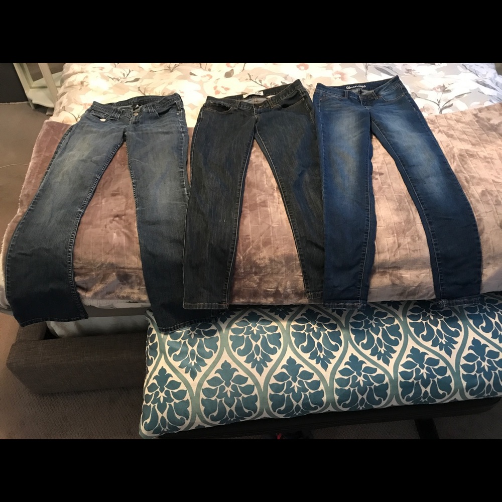 Bundle blue jeans