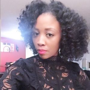 Meet your Posher, Angie