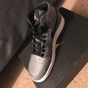 Air Jordan 1 Retro High BG