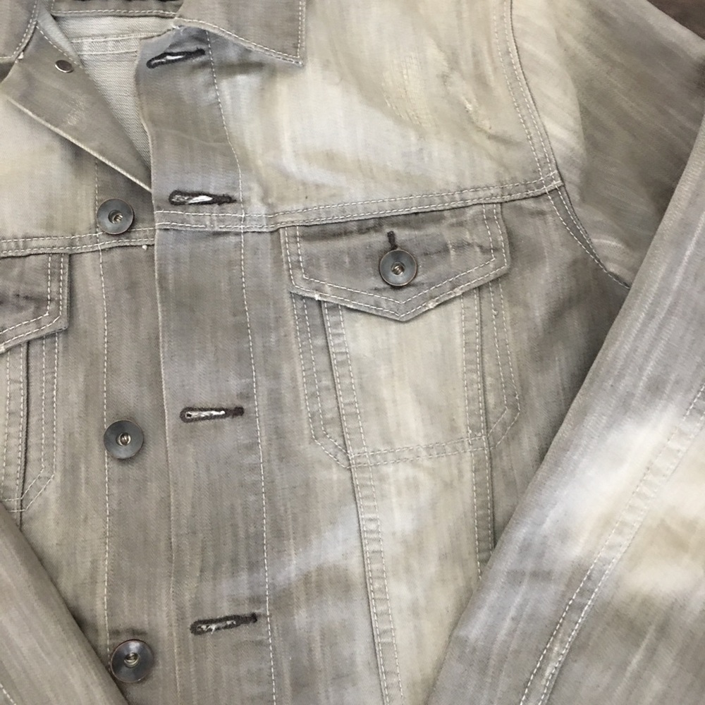 Jean jacket - Picture 2 of 3