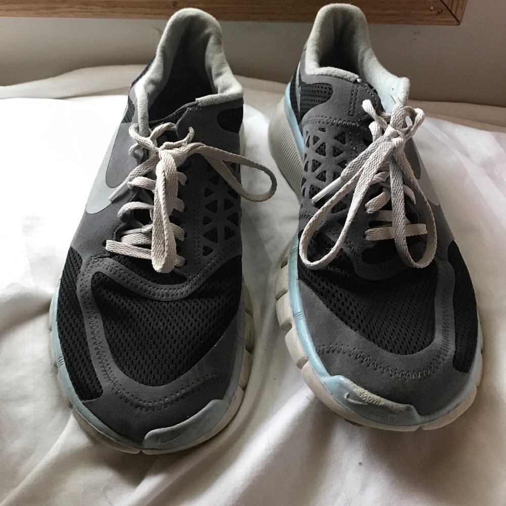 Womens Nike running shoes