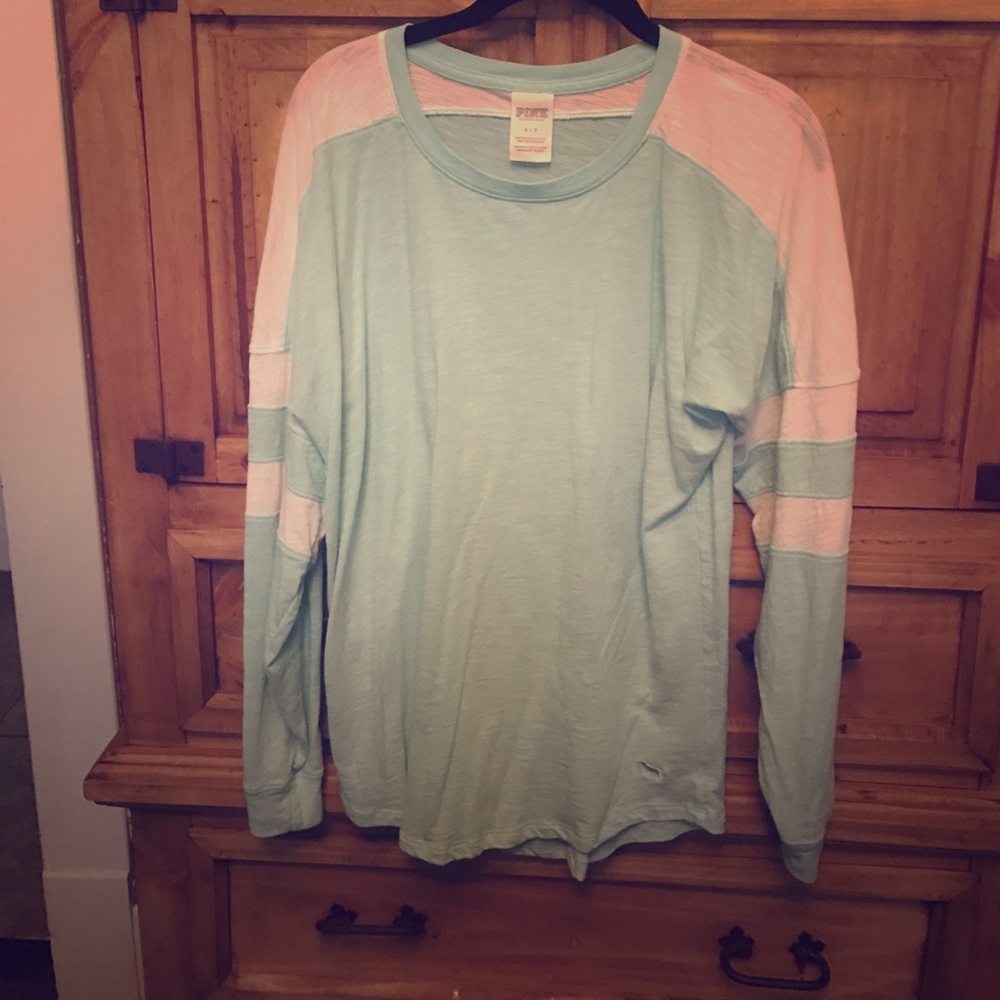 PINK long sleeve shirt, very good condition!