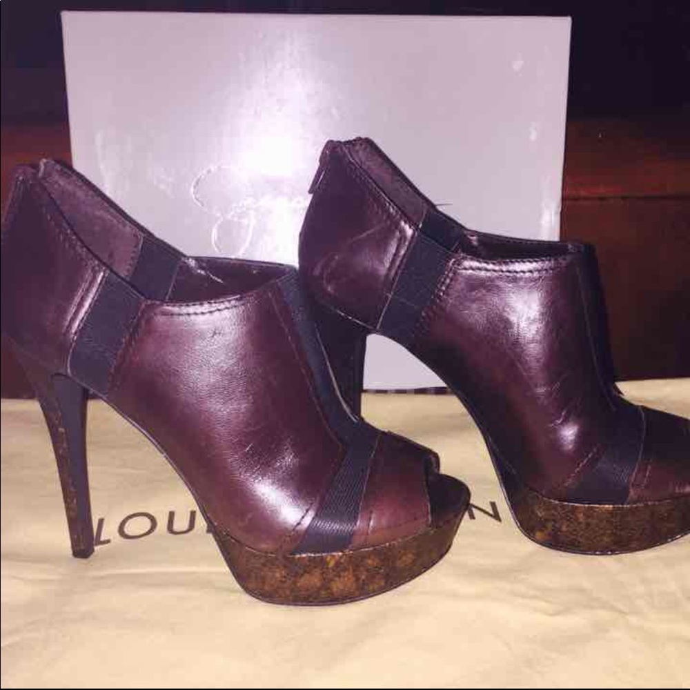 Jessica Simpson Ray Booties 😍
