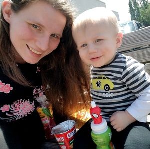 Meet your Posher, Elysha