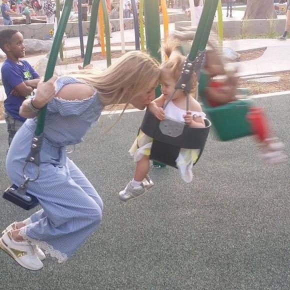 Meet your Posher, Larisa - Picture 1 of 1