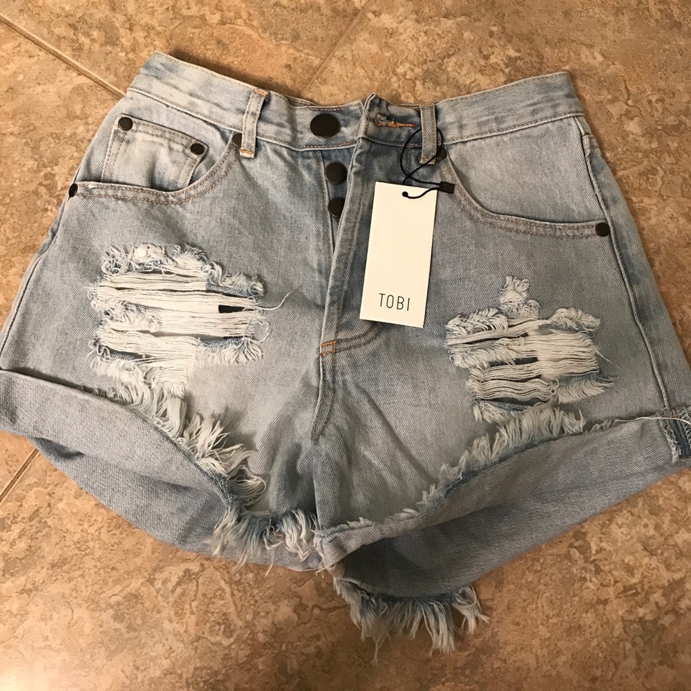 High wasted shorts