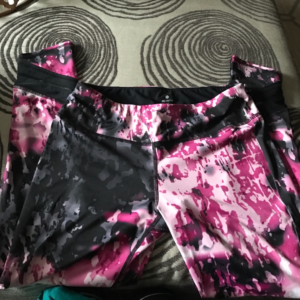 Yoga pants