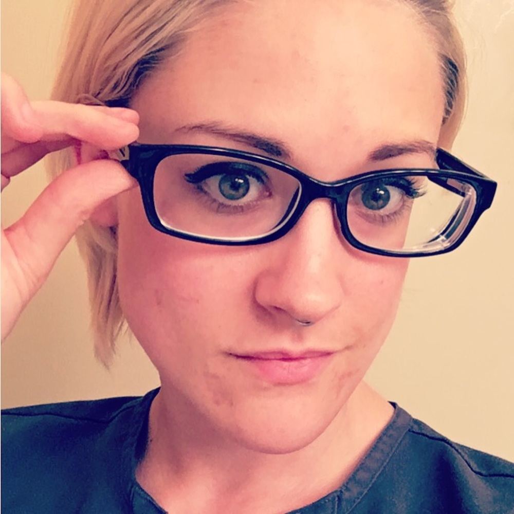 Meet your Posher, Rebecca