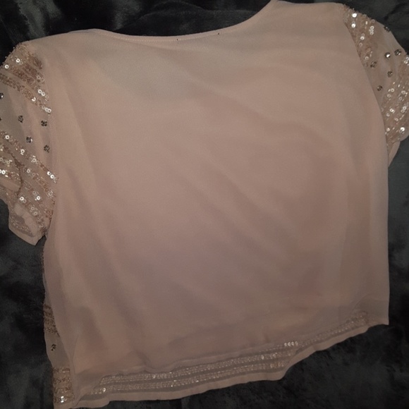 WOVEN EMBELLISHED BLUSH TOP Forever 21 NEW - Picture 5 of 5