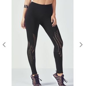 NWT Fabletics Ishani Tights