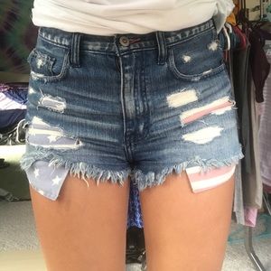 Light wash Hollister jean shorts