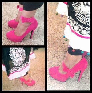 Hot Pink Pumps