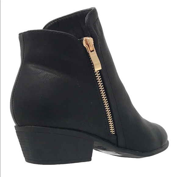Black Chelsea Side Zipper Chic Ankle Bootie - Picture 3 of 5