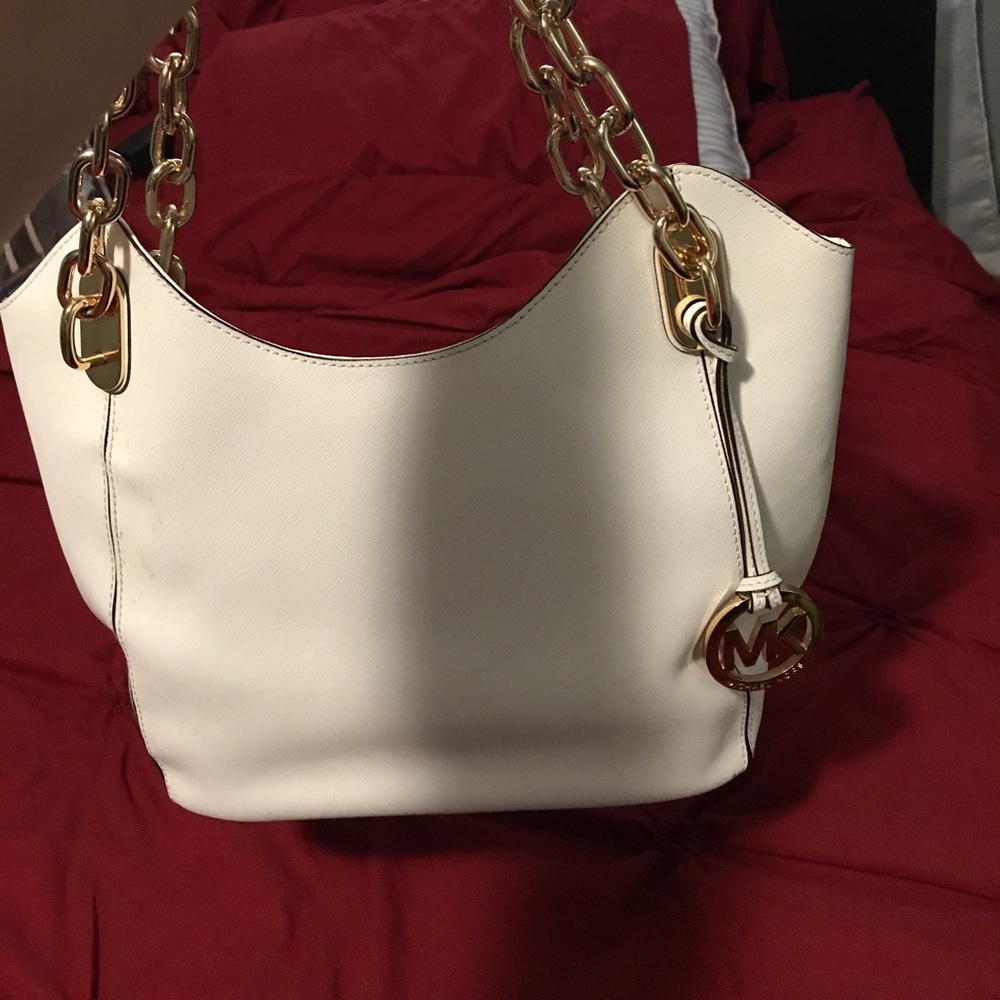 Shoulder bag