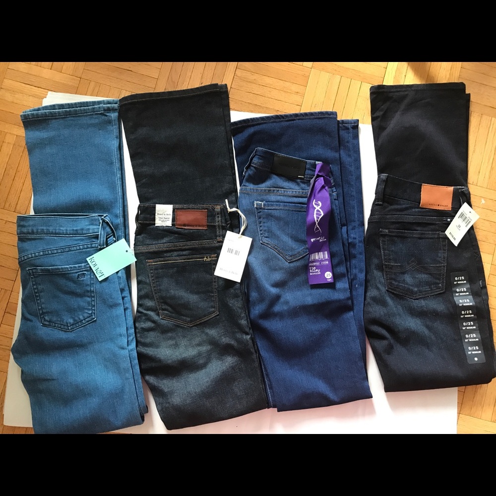 4 Designer jeans size 25