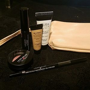 Laura Geller bundle💋