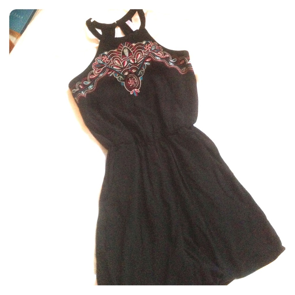 Black Romper with charming embroidery