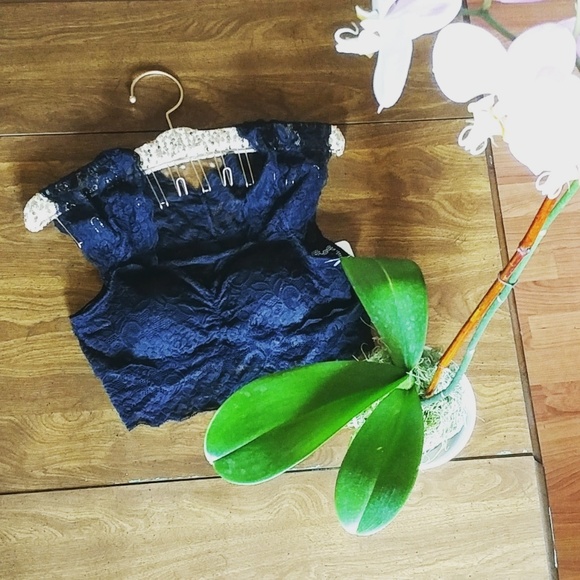 New bralette under 25 - Picture 2 of 2