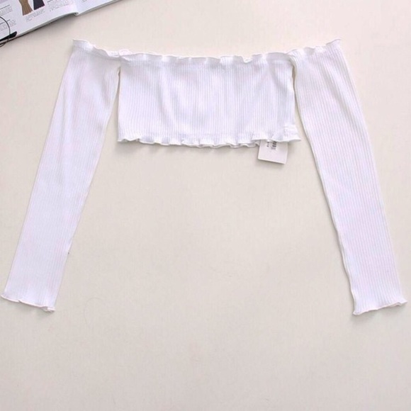 'Lena' Ruffle Strapless Top - Picture 5 of 8