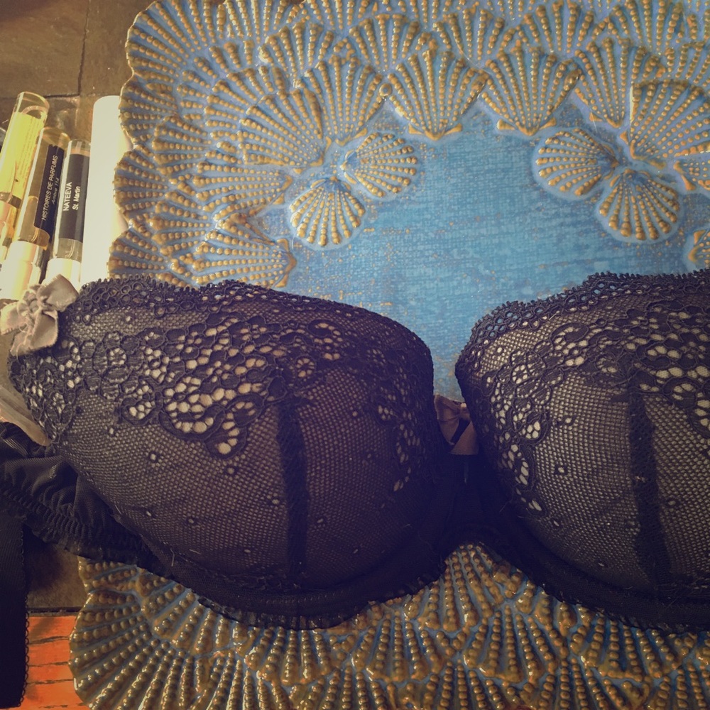 Black and Gray Aerie bra