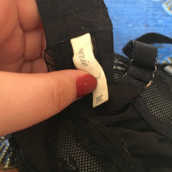 Black and Gray Aerie bra - Picture 3 of 3