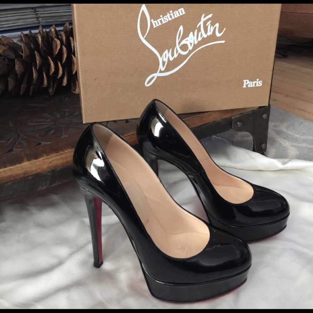 Christian louboutins bianca pumps