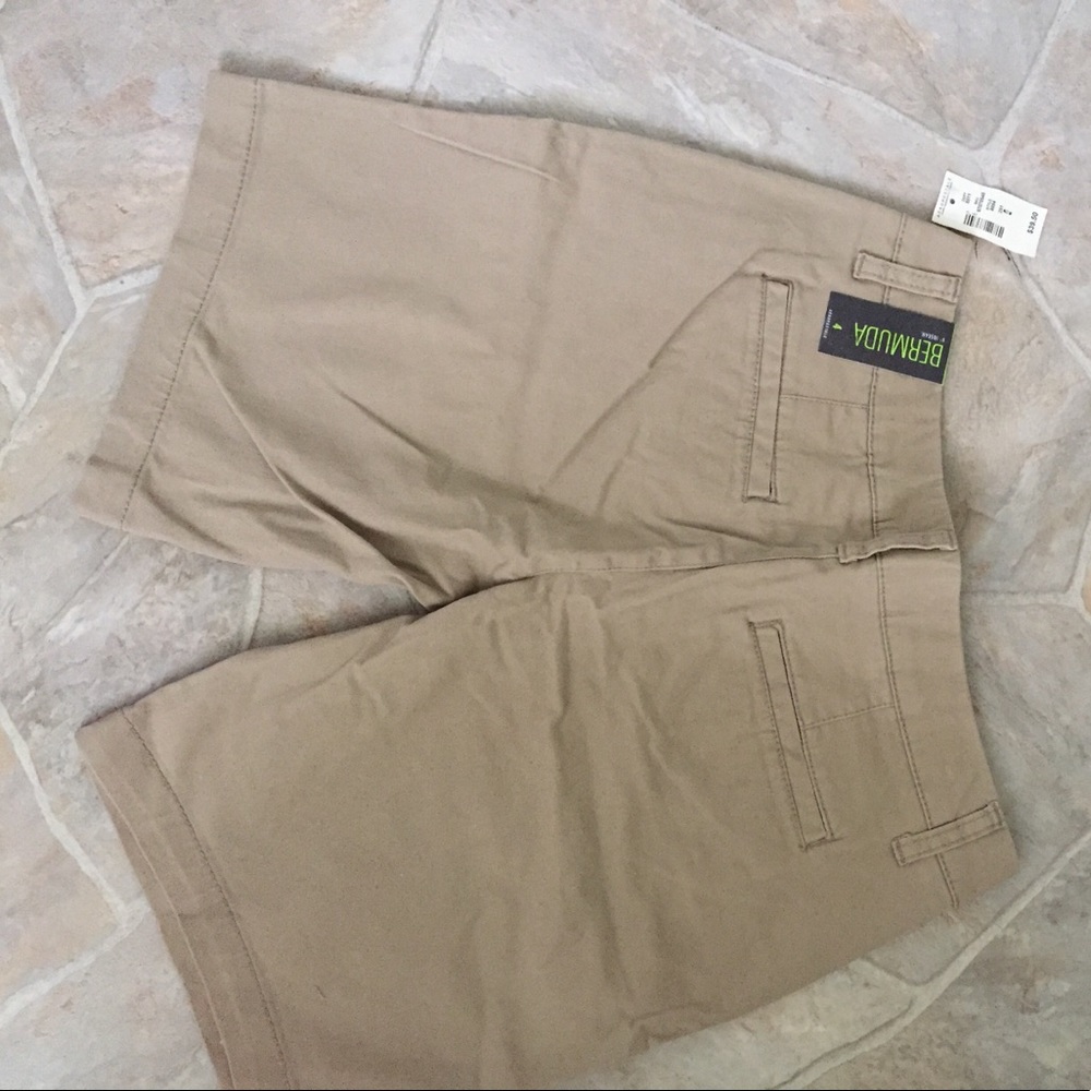 Aeropostale Bermuda shorts