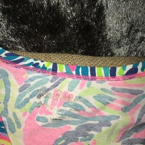 Lilly Pulitzer t-shirt