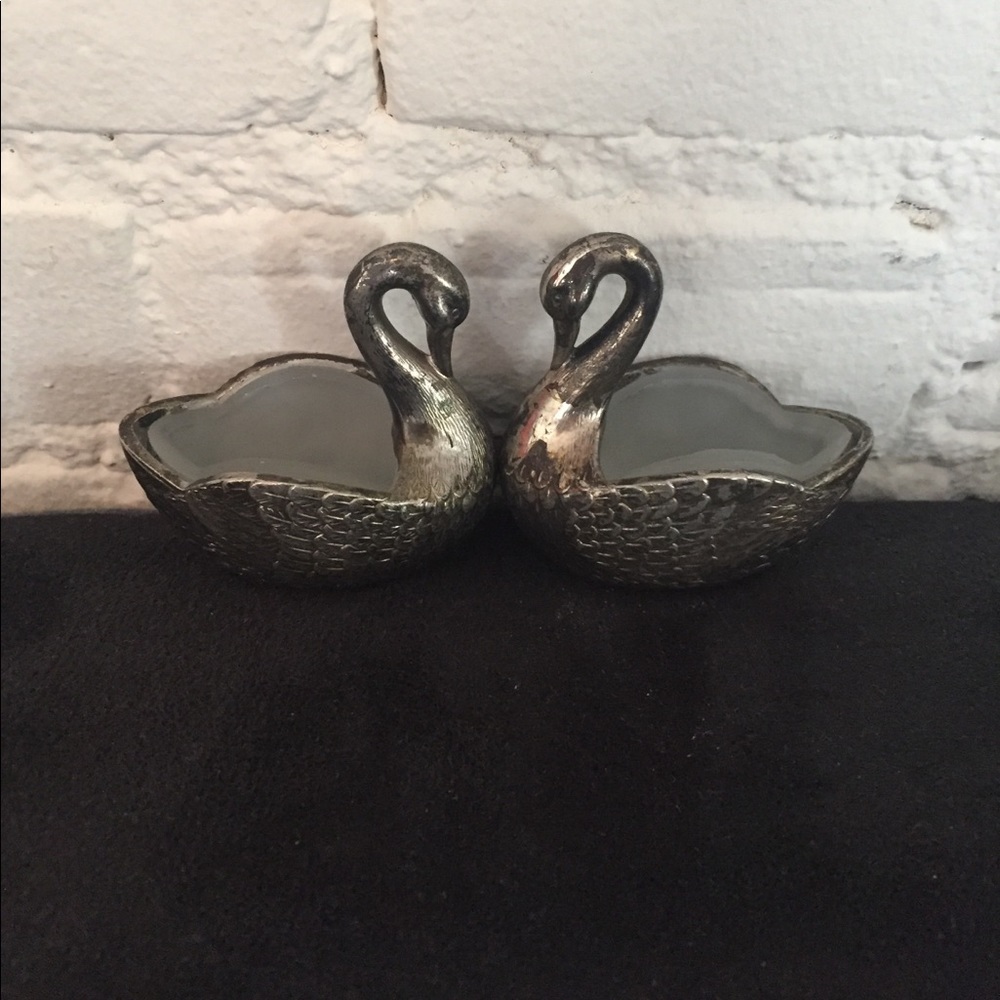 Silver swans. Trays for small jewelry.