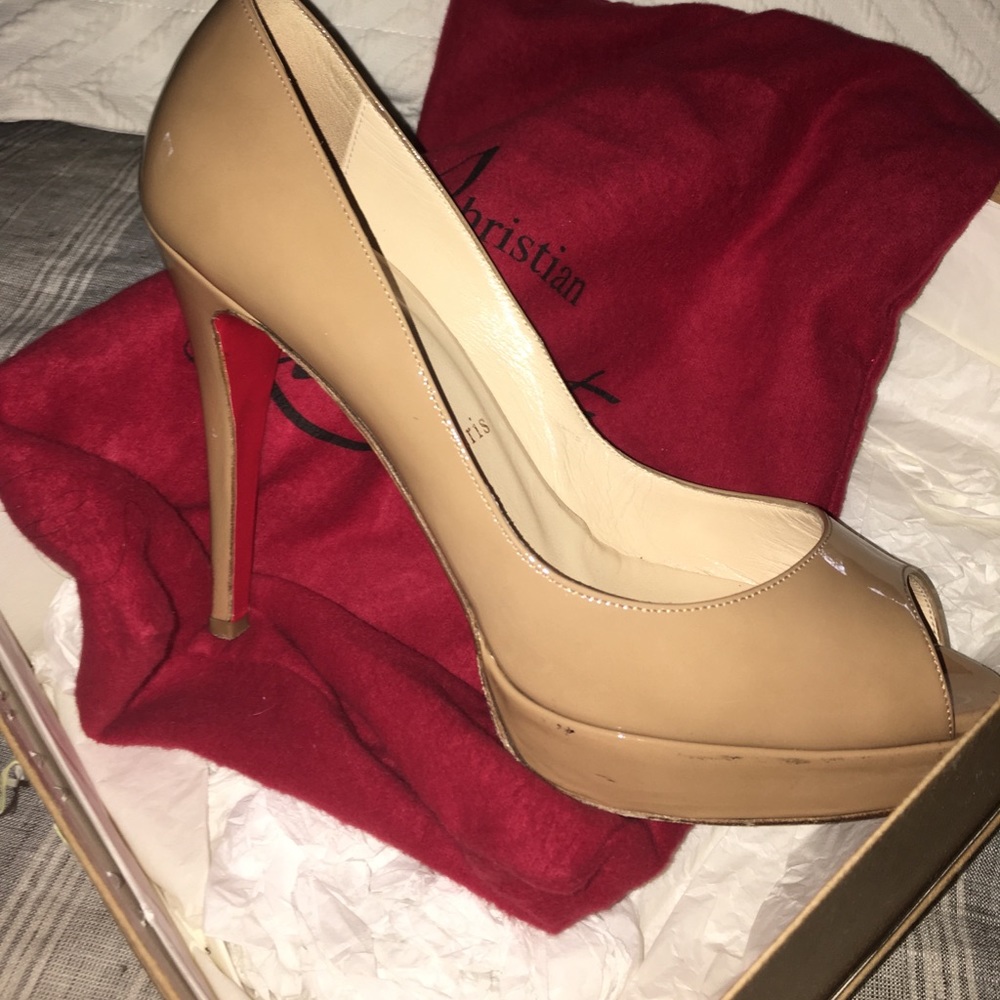 Christian louboutin peep toes