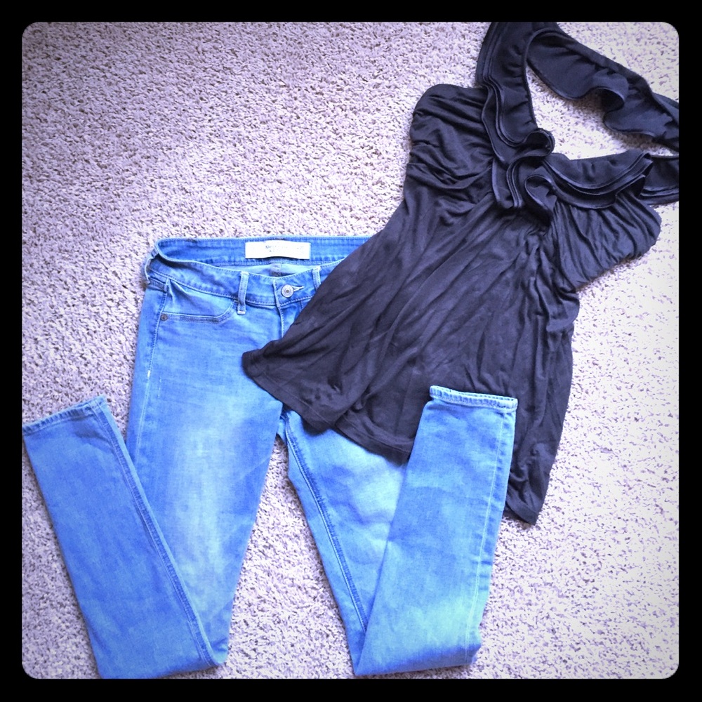 Abercrombie & Fitch Light Wash Jeans.