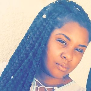 Meet your Posher, Deborah