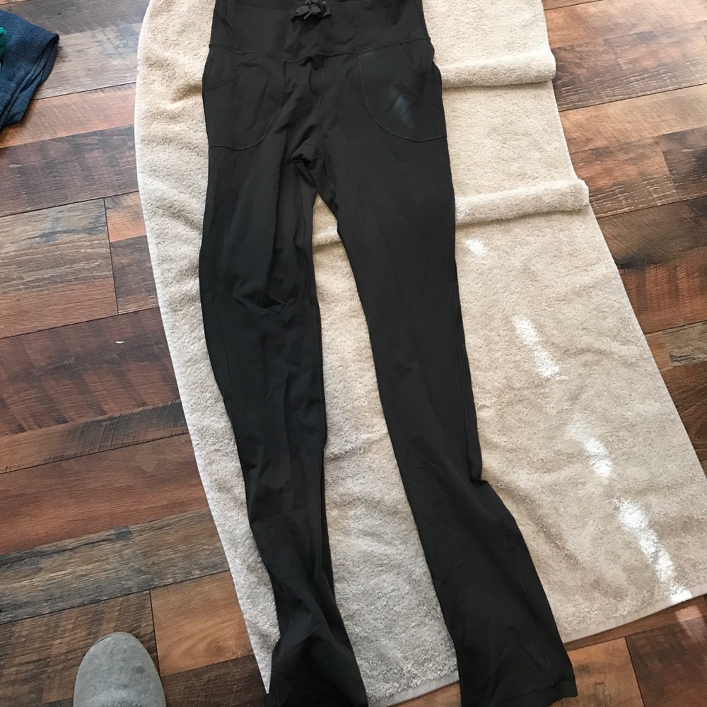 Gray yoga pants size 10