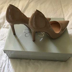 Jessica Simpson heels