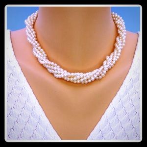 Pearl necklace