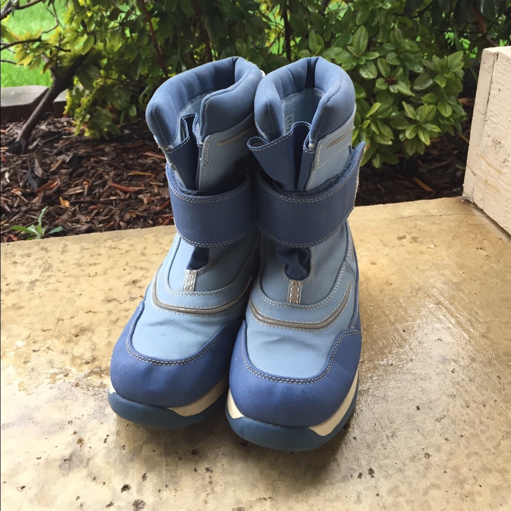 EUC kids boots