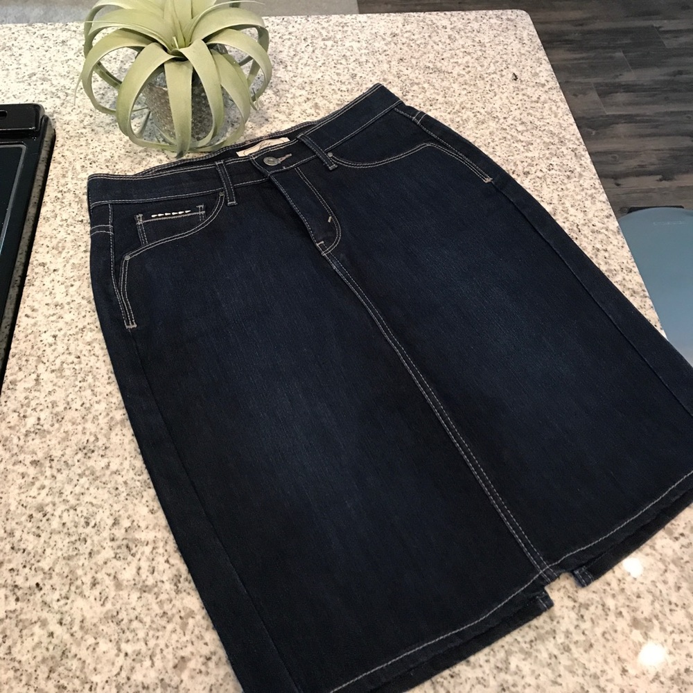 Levi's Dark Denim Skirt